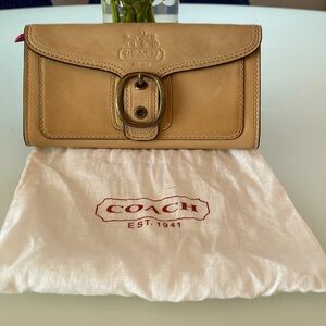 Coach tattersall tan wallet